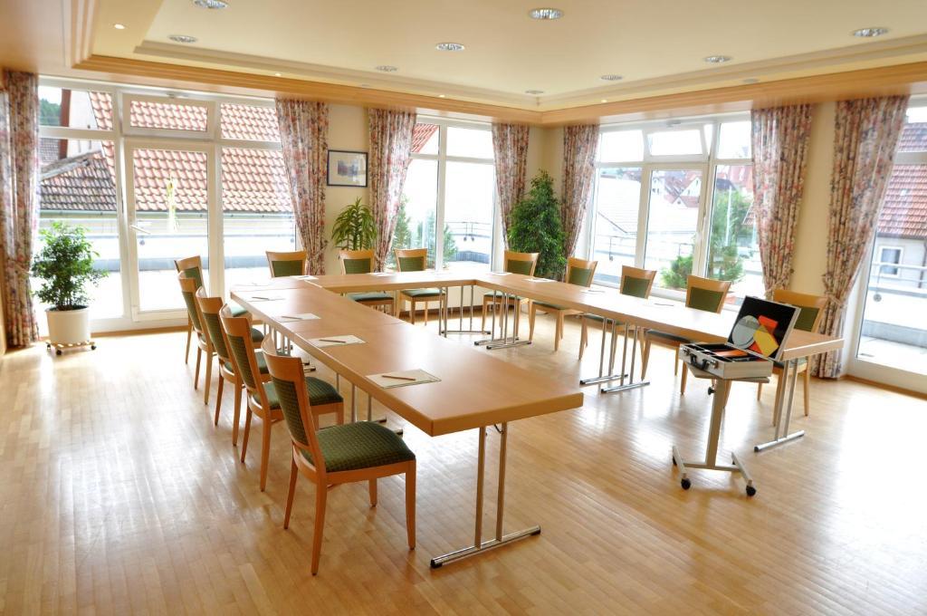 Hotel Roessle Trochtelfingen エクステリア 写真